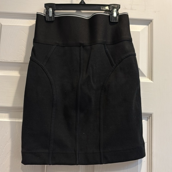 Alexander Wang stretchy miniskirt - Picture 2 of 6